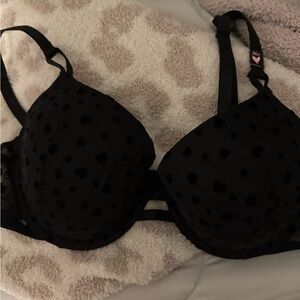 Victoria’s Secret Black Velvet Heart Patterned Bra